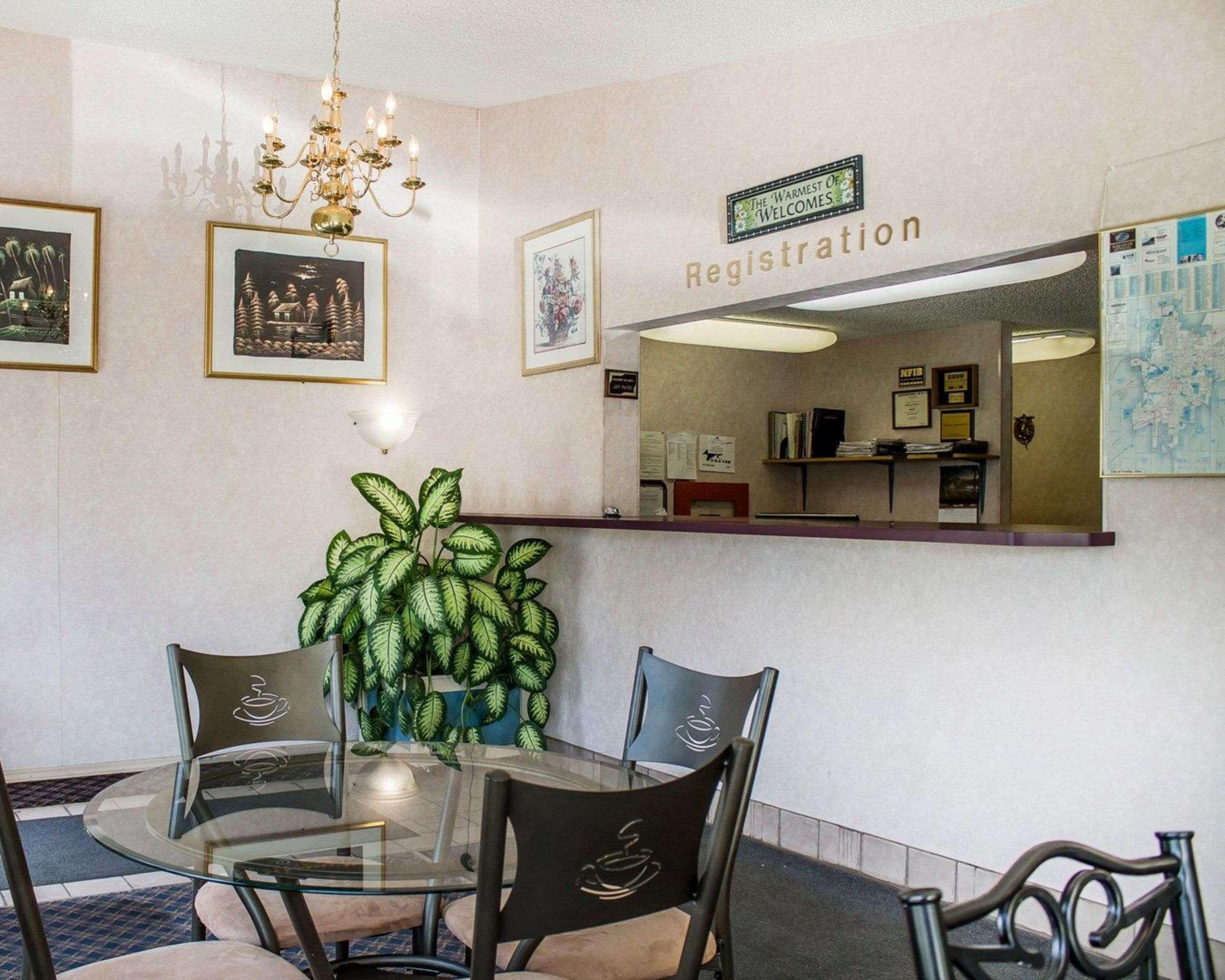 Rodeway Inn Финдли Экстерьер фото