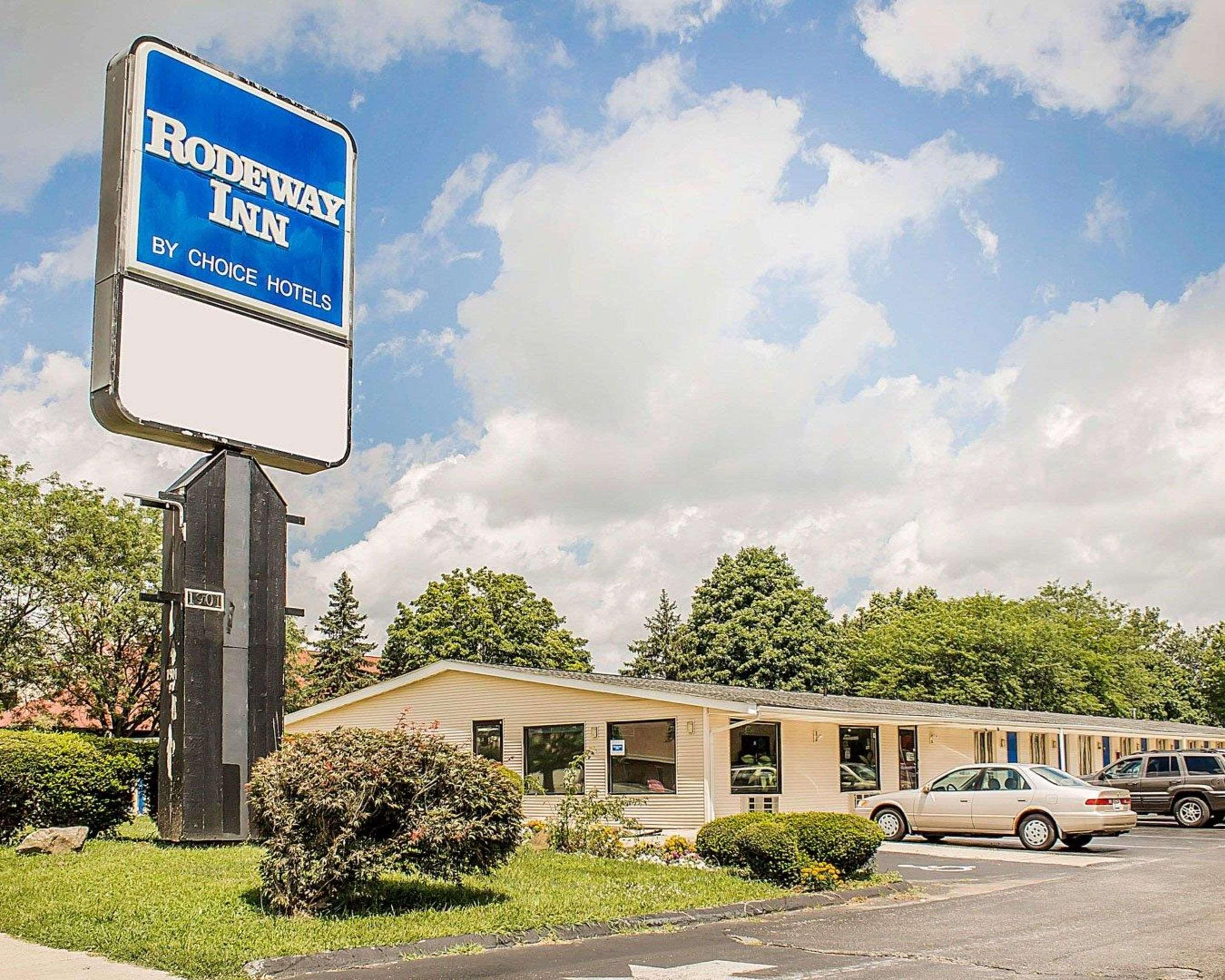 Rodeway Inn Финдли Экстерьер фото